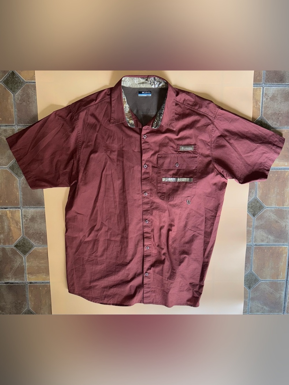 Columbia PFG Performance Fishing Gear Shirt Mens XXL Burgundy Camo Trim Vented